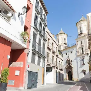 https://acogedor-piso-en-casco-historico.hotelsinnerja.org